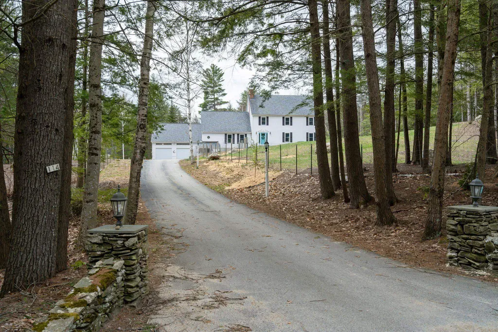 114 Bedford Road New Boston NH 03070