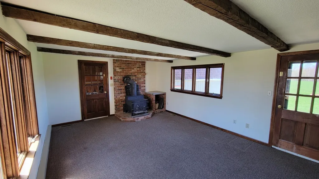 111 Kaime Road Chichester NH 03258