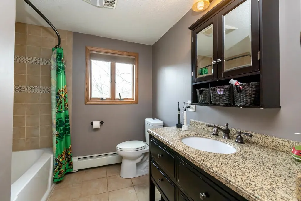 38 Gaita Drive Derry NH 03038