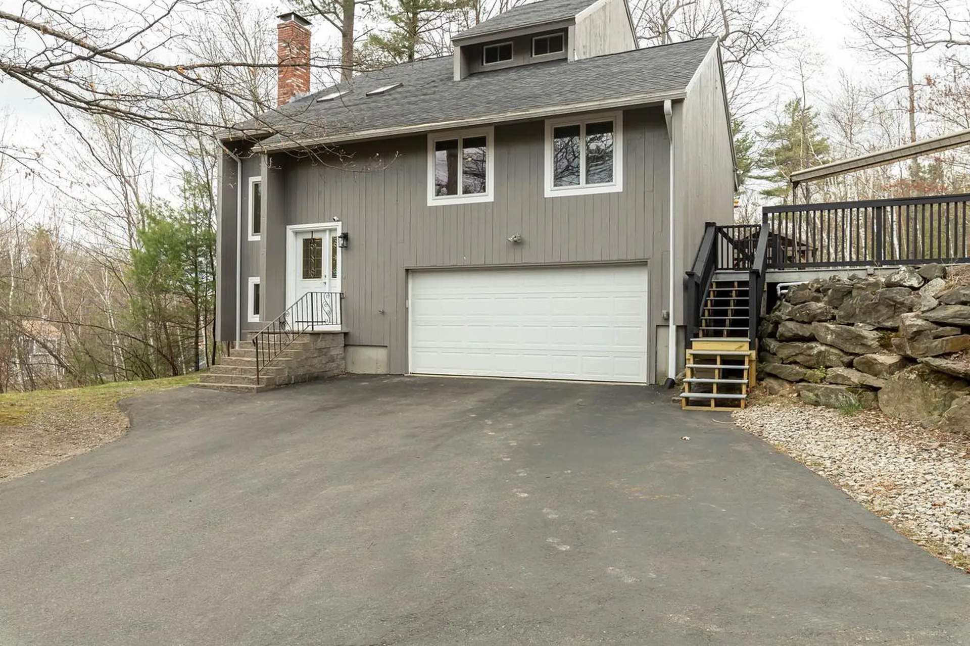 38 Gaita Drive Derry NH 03038