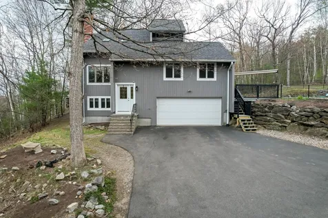 38 Gaita Drive Derry NH 03038