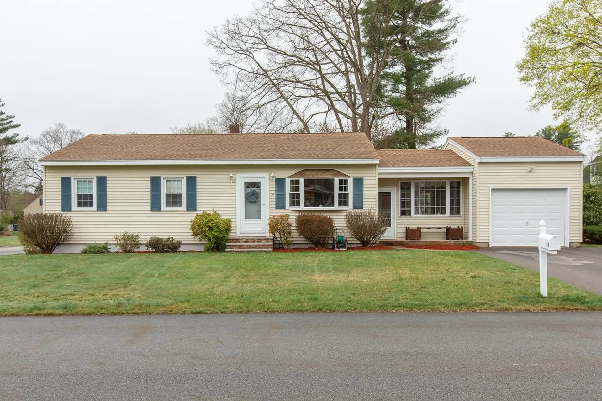 14 Beaver Street Nashua NH 03063