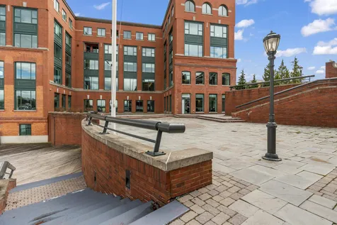 135 Bow Street Portsmouth NH 03801