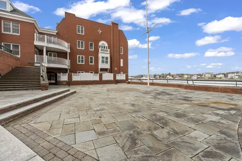 135 Bow Street Portsmouth NH 03801