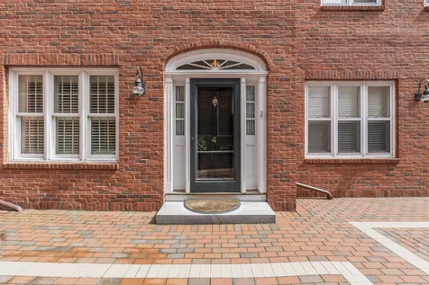 135 Bow Street Portsmouth NH 03801