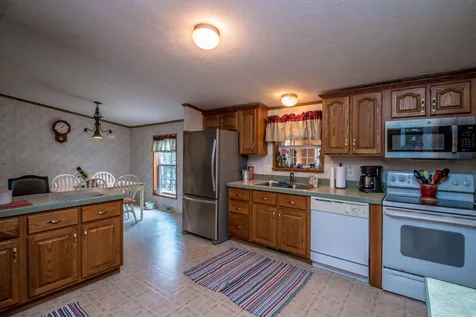 38 Lighthouse Lane Conway NH 03818