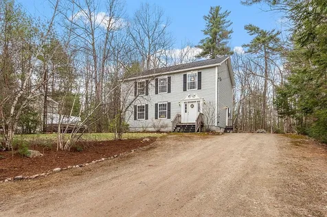 72 Langdorf Street Moultonborough NH 03254