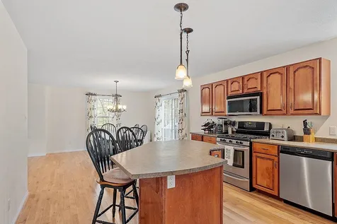 72 Langdorf Street Moultonborough NH 03254