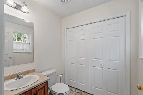 72 Langdorf Street Moultonborough NH 03254