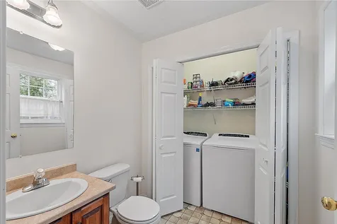 72 Langdorf Street Moultonborough NH 03254
