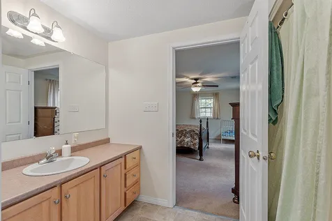 72 Langdorf Street Moultonborough NH 03254
