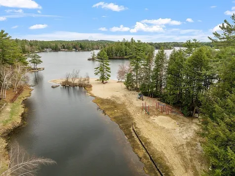 72 Langdorf Street Moultonborough NH 03254