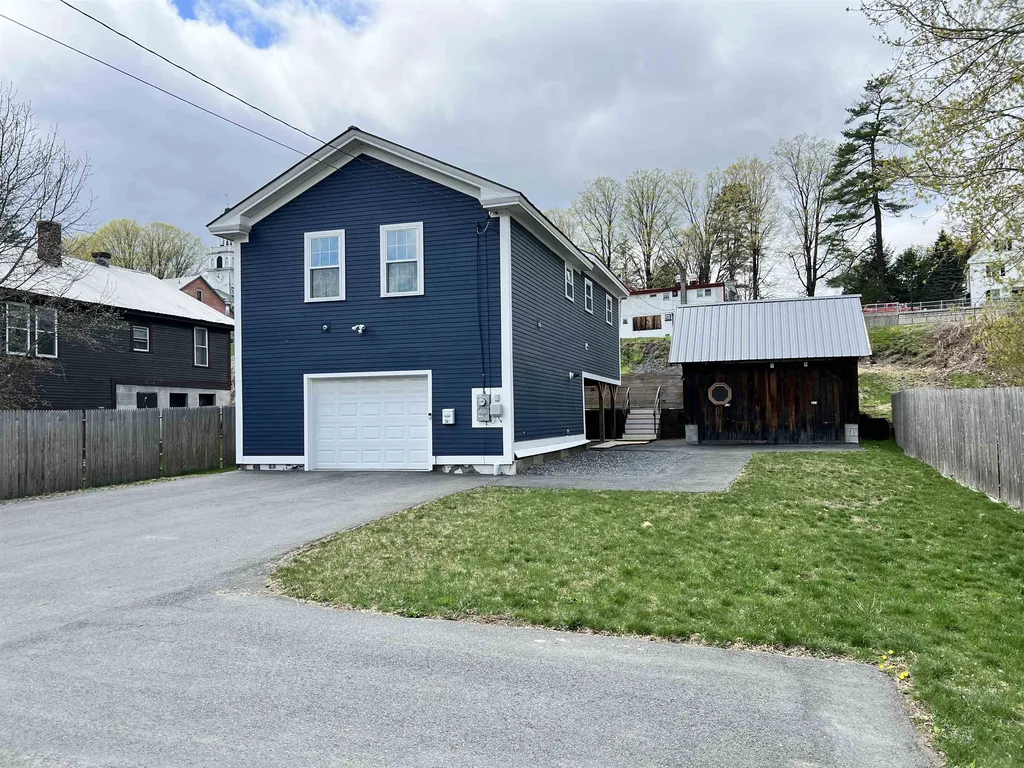 14 Central Street Windsor VT 05089