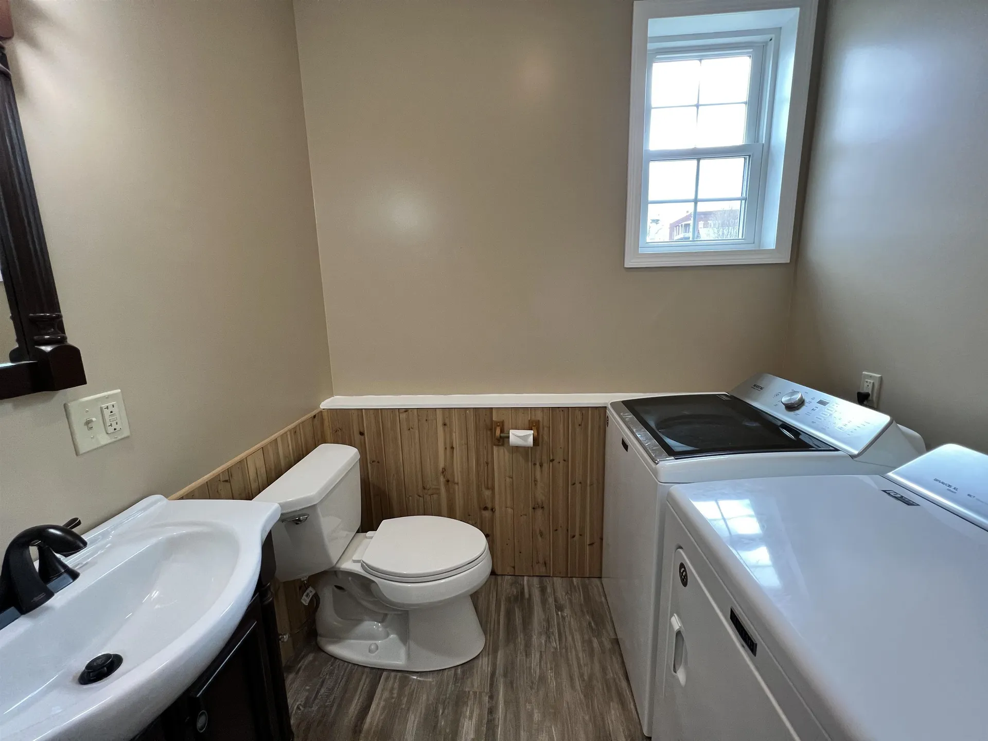 14 Central Street Windsor VT 05089