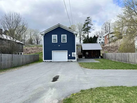 14 Central Street Windsor VT 05089