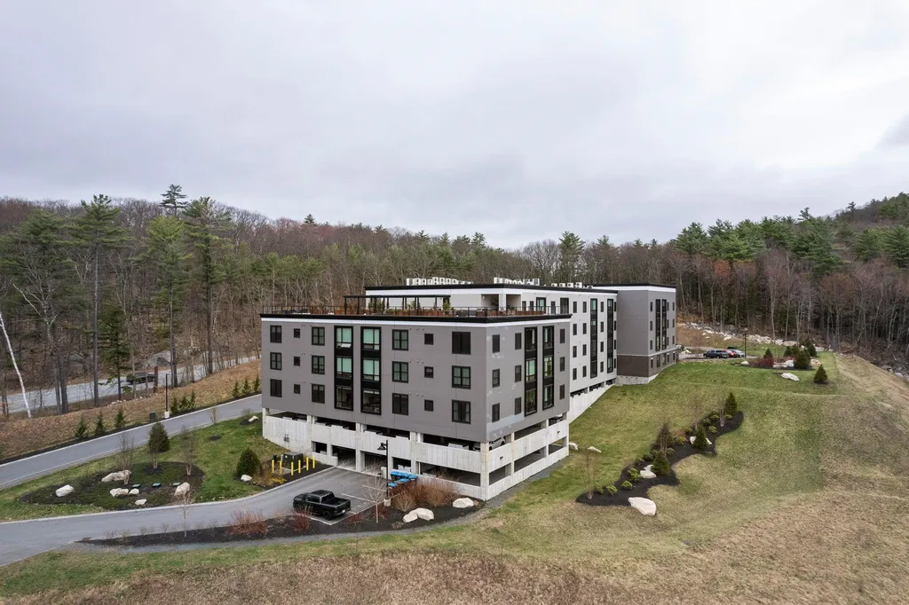 69 Etna Road Lebanon NH 03766