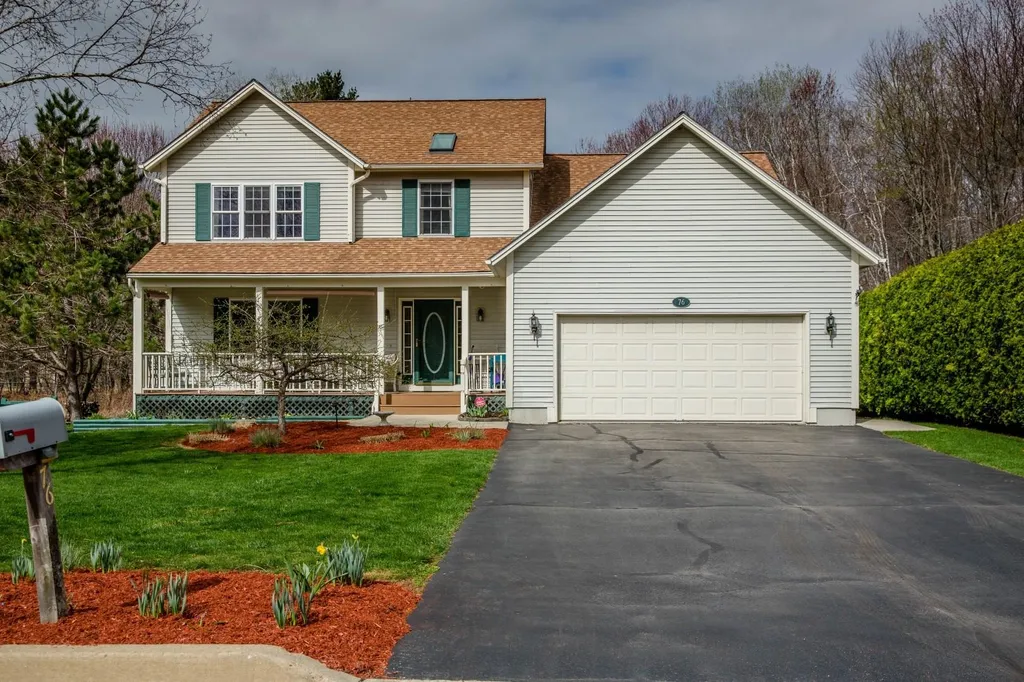 76 Katie Lane Williston VT 05495