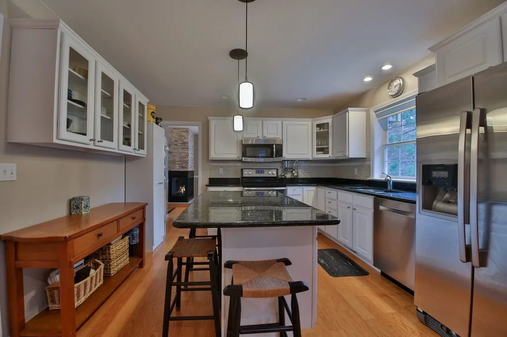 76 Katie Lane Williston VT 05495
