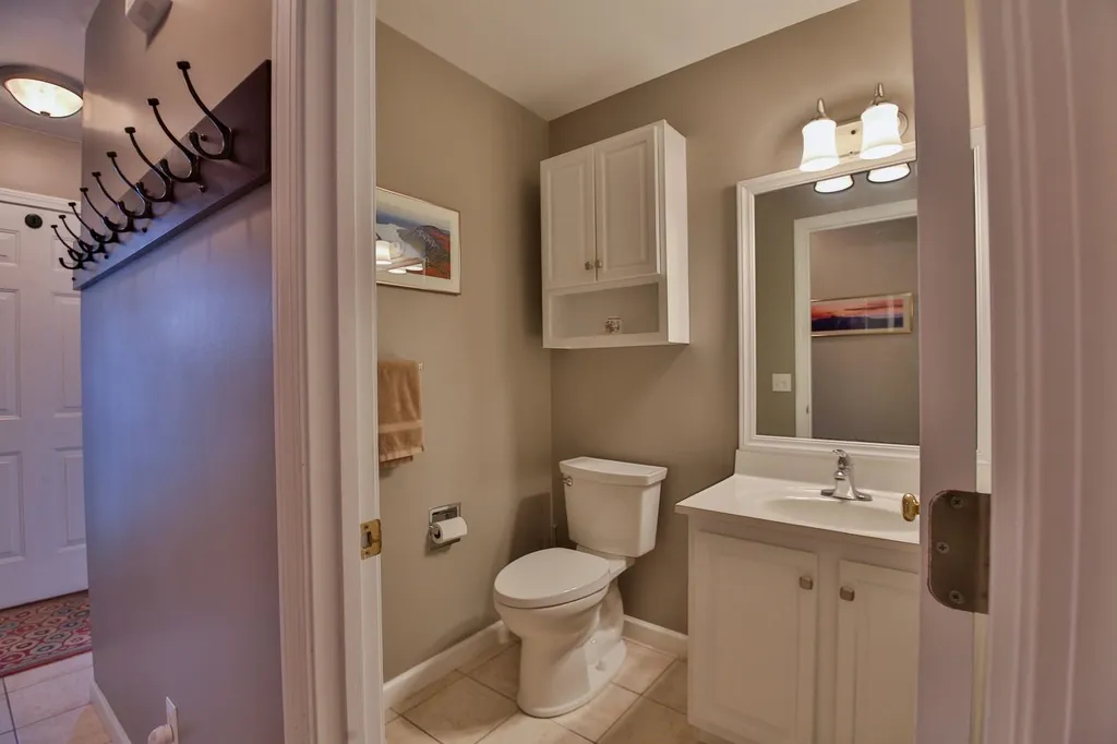 76 Katie Lane Williston VT 05495