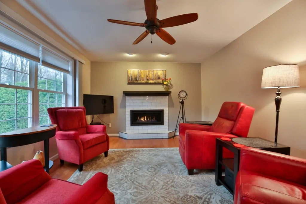 76 Katie Lane Williston VT 05495