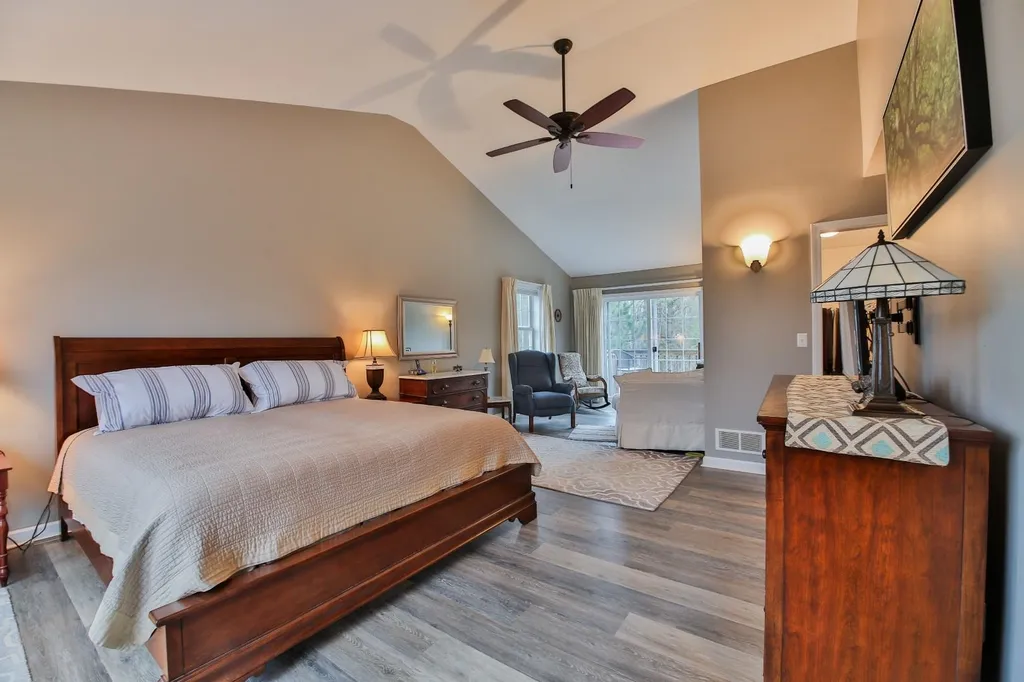 76 Katie Lane Williston VT 05495