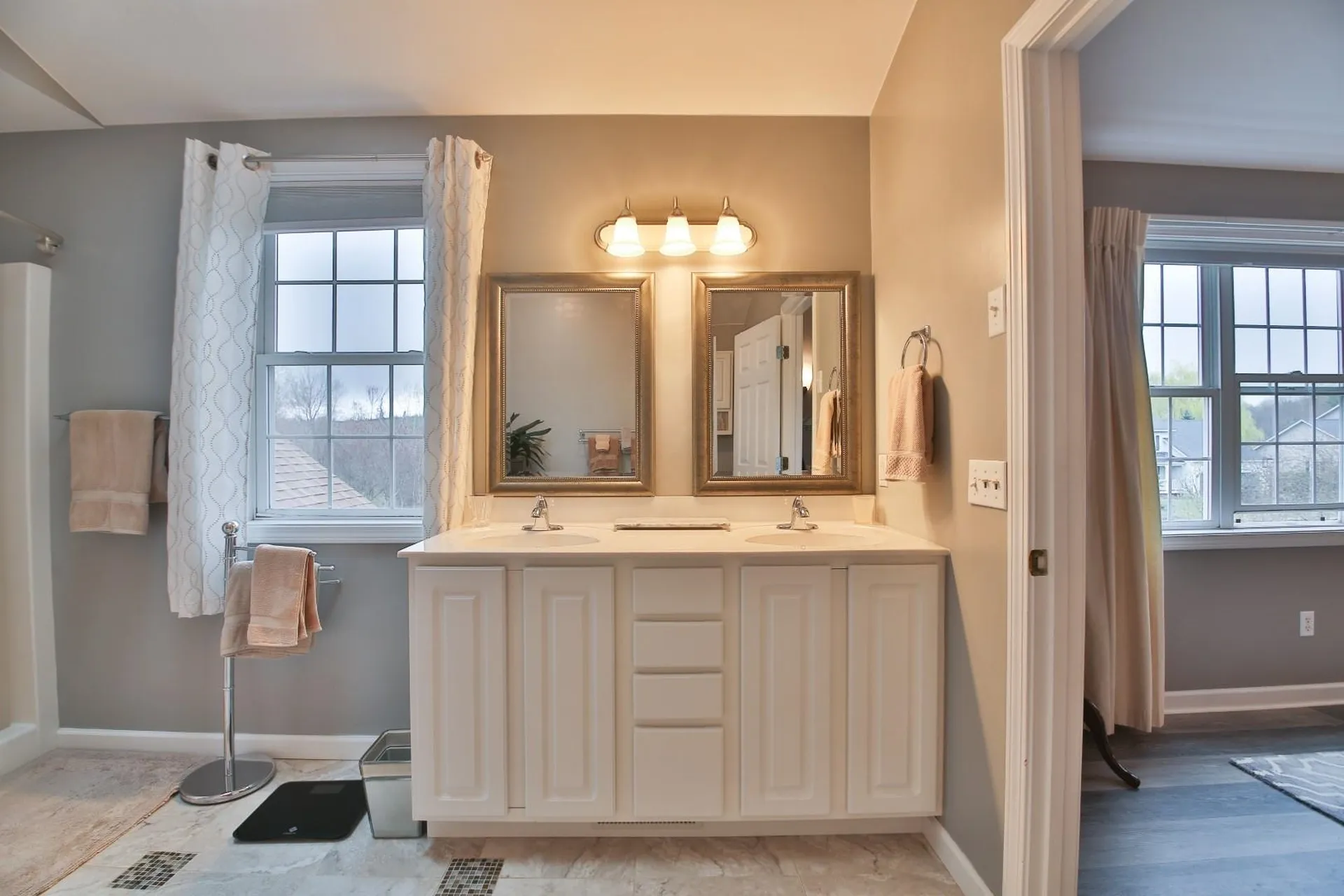 76 Katie Lane Williston VT 05495