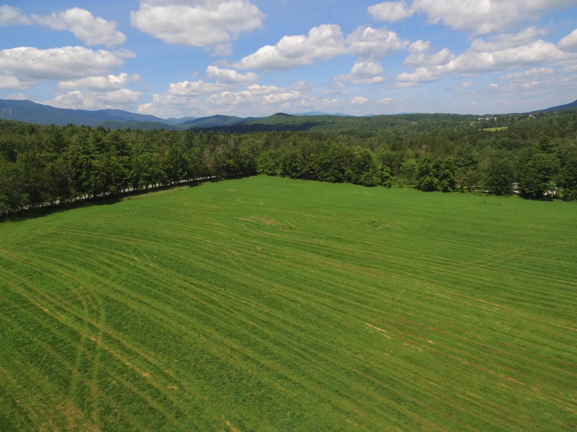 813 Plunkton Road Warren VT 05674