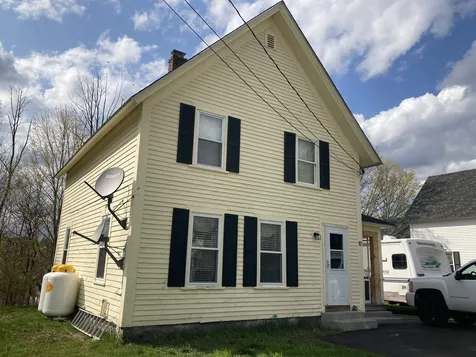 17 High Street Hillsborough NH 03244