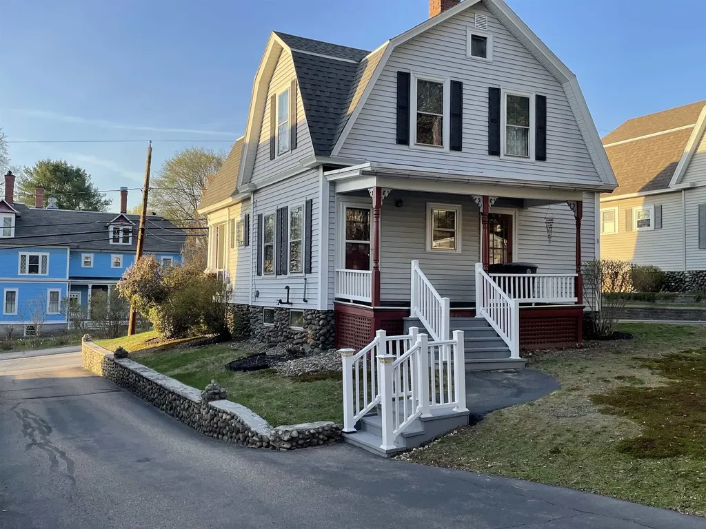 13 Orchard Street Franklin NH 03235