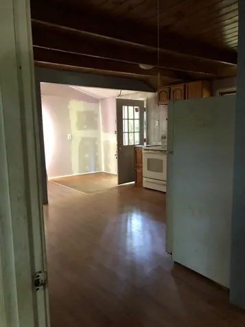20 Hemlock Street Hillsborough NH 03244