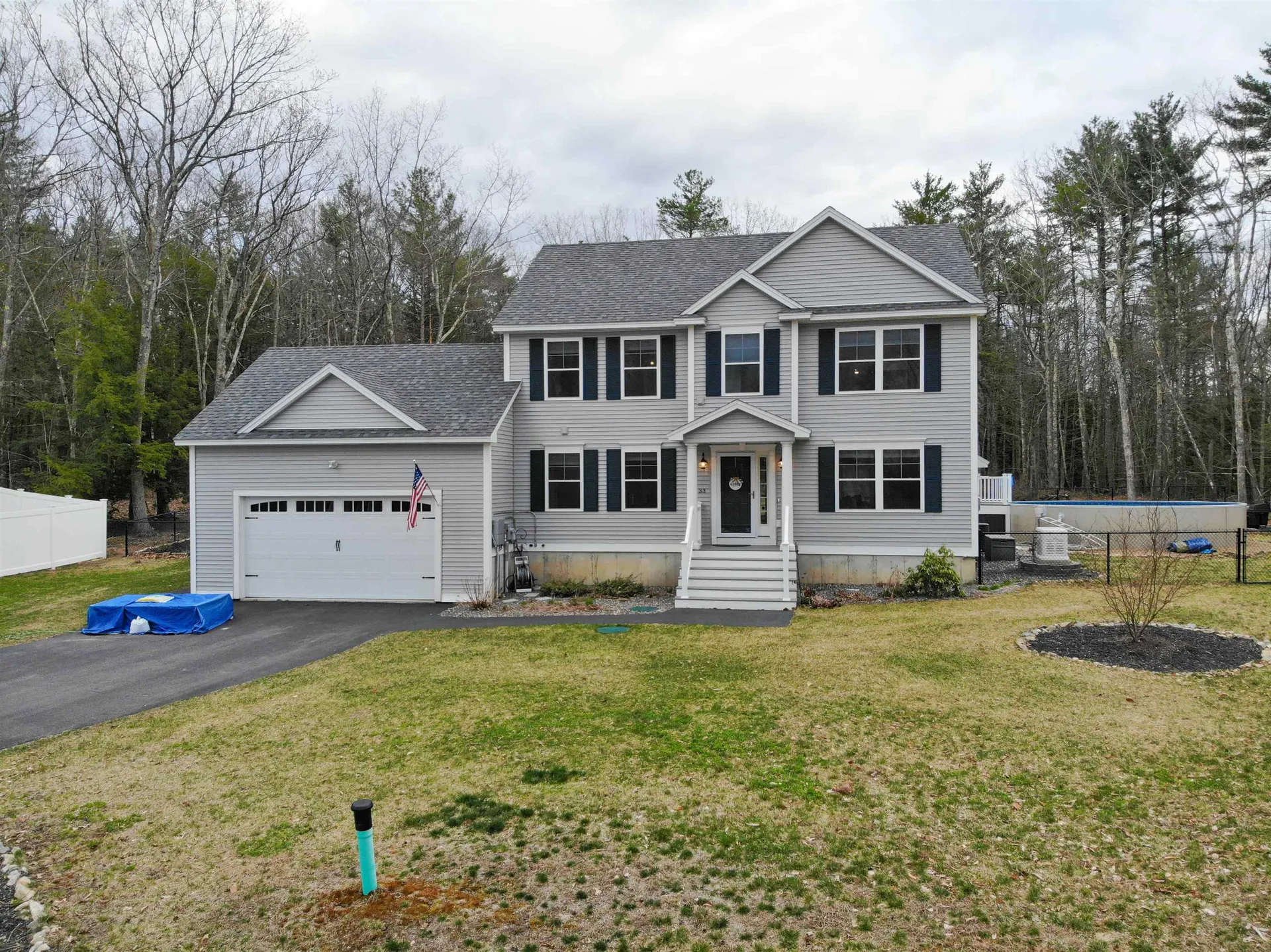 33 Sandybrook Drive Raymond NH 03077