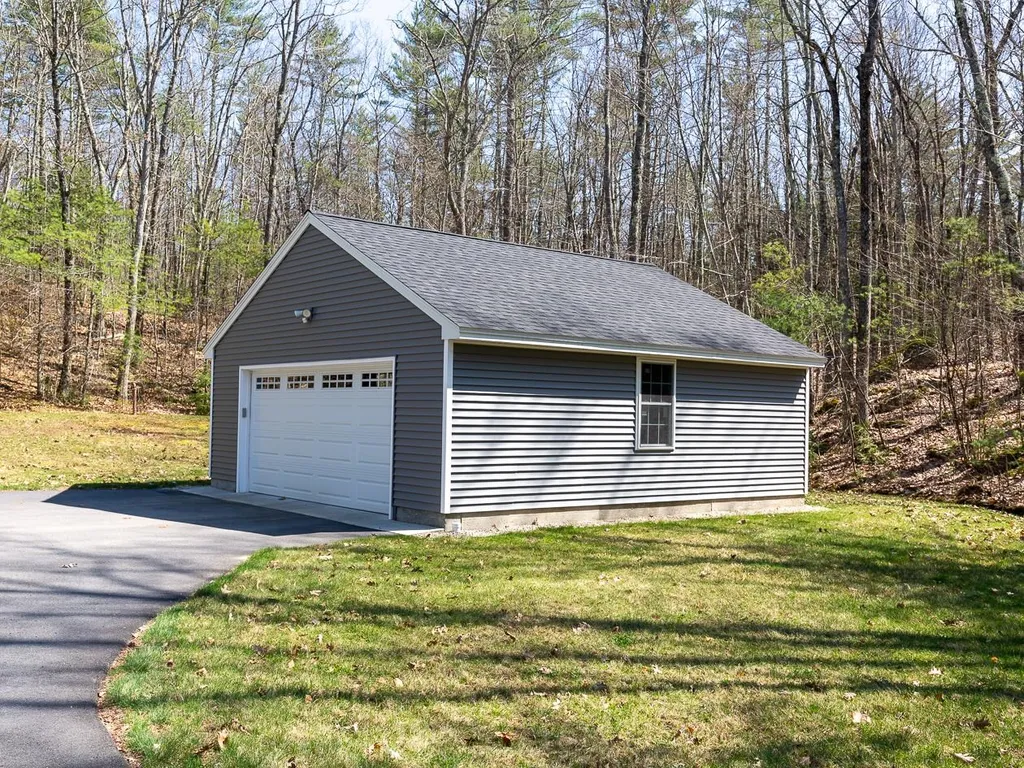 24 Hansonville Road Barrington NH 03825