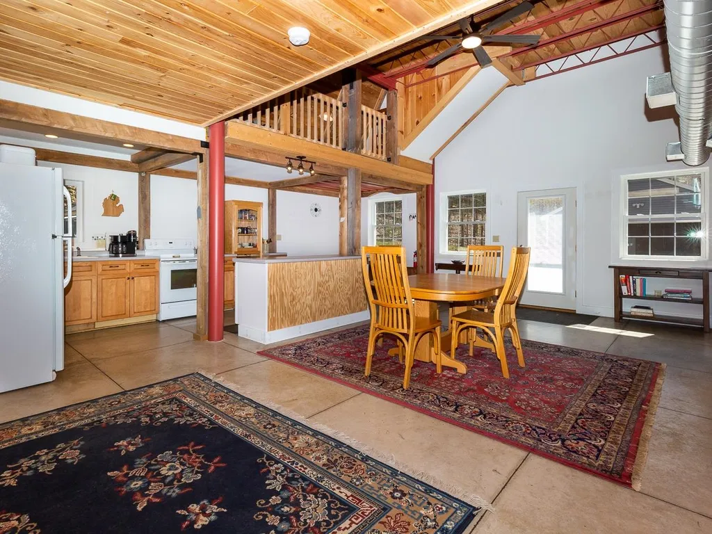 24 Hansonville Road Barrington NH 03825