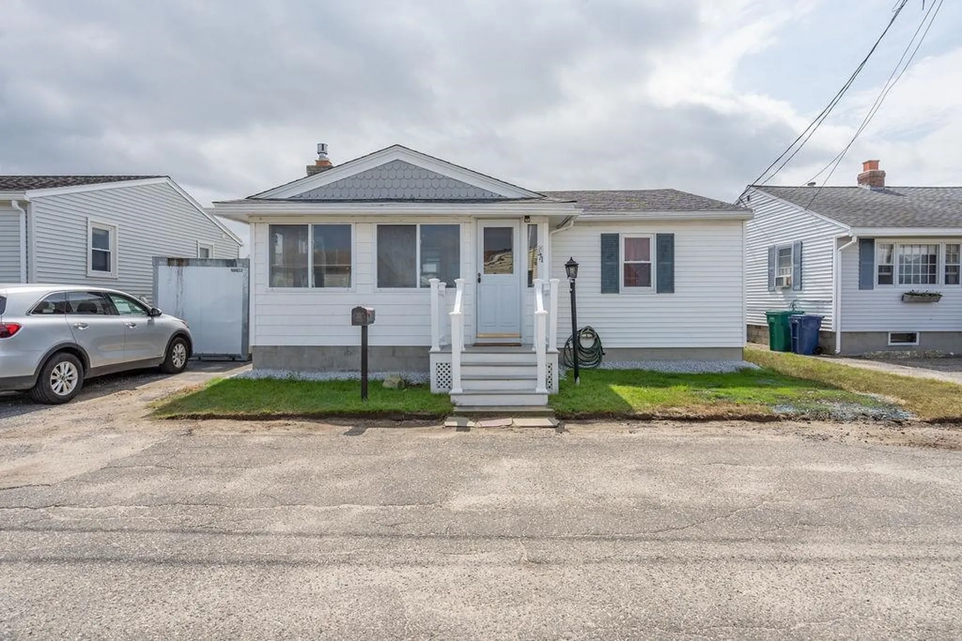 71 Hobson Avenue Hampton NH 03842