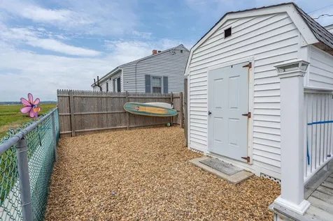 71 Hobson Avenue Hampton NH 03842