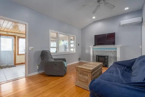 71 Hobson Avenue Hampton NH 03842