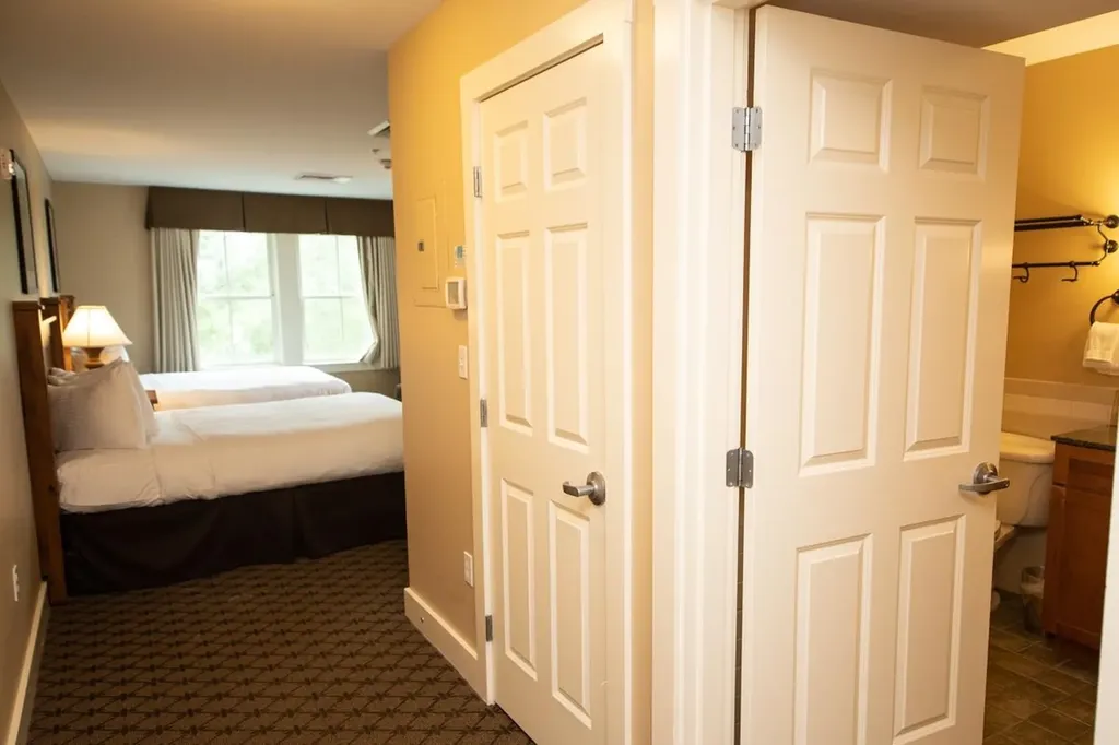 502/504 Qtr. I I I Adams House Ludlow VT 05149