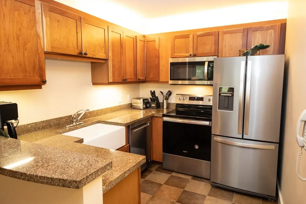 502/504 Qtr. I I I Adams House Ludlow VT 05149