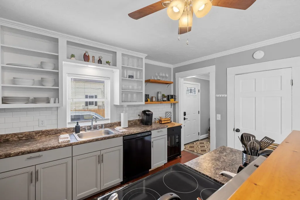 12 Keasor Court Laconia NH 03246