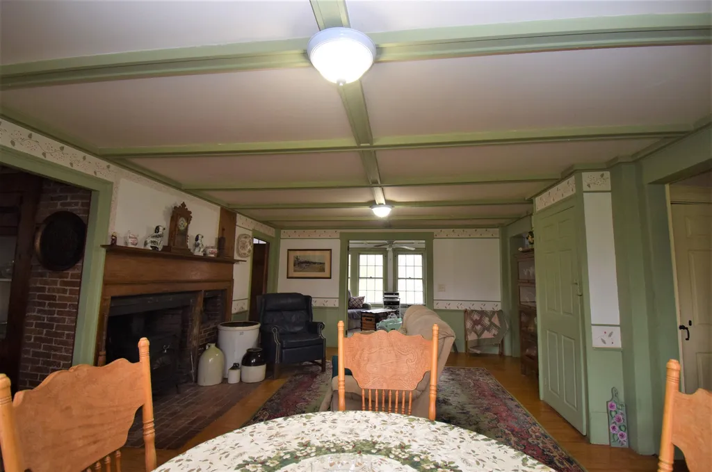 191 Main Street Kingston NH 03848