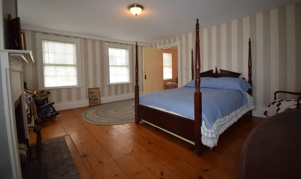 191 Main Street Kingston NH 03848