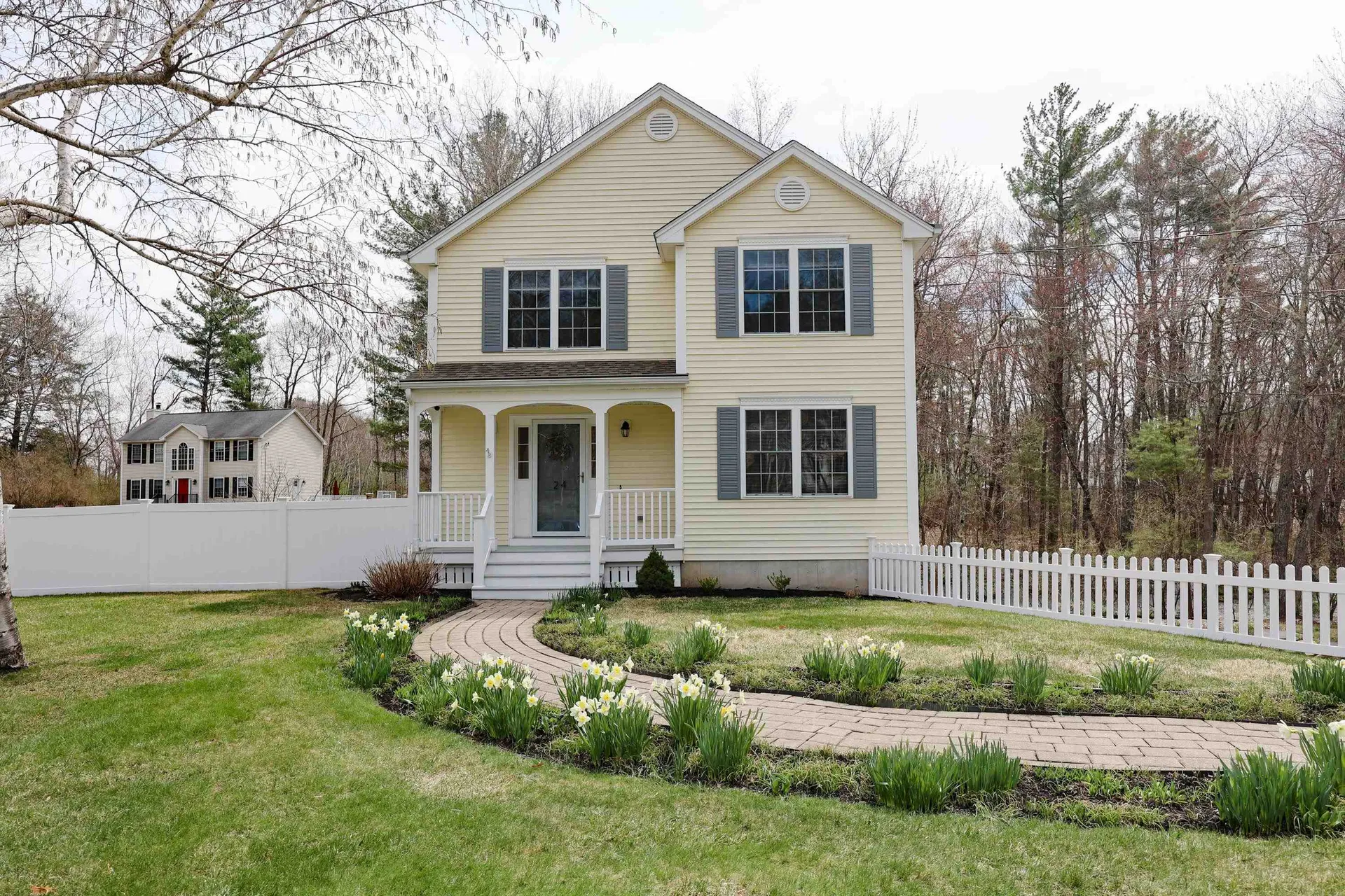 24 Morningside Drive Derry NH 03038
