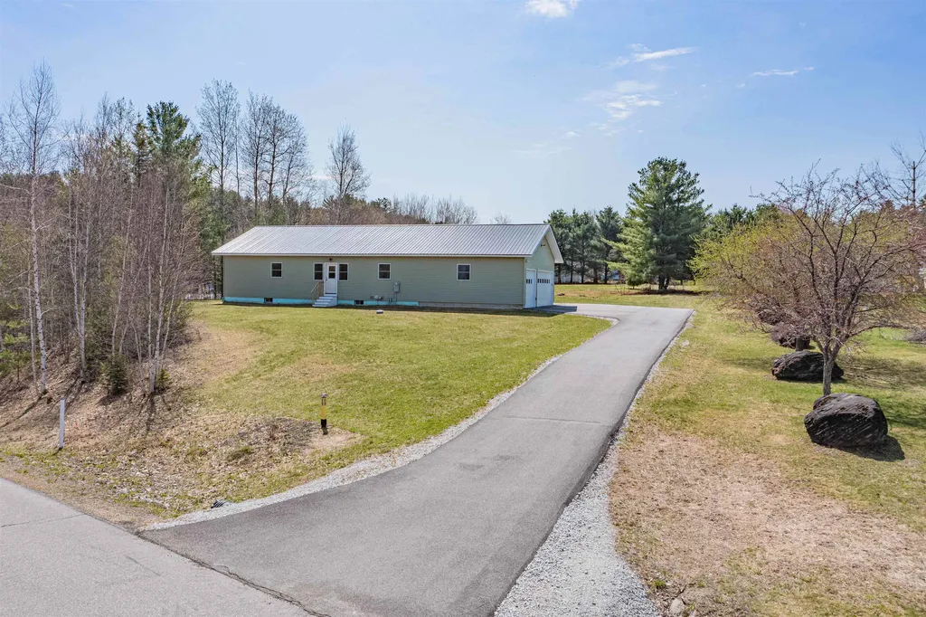 59 Conti Circle Barre Town VT 05641
