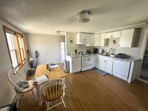 53 Agassiz Street Bethlehem NH 03574