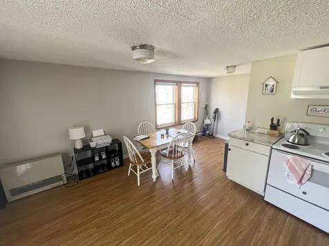 53 Agassiz Street Bethlehem NH 03574