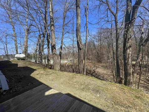 53 Agassiz Street Bethlehem NH 03574