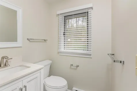 522 Acorn Lane Shelburne VT 05482