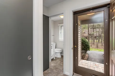522 Acorn Lane Shelburne VT 05482