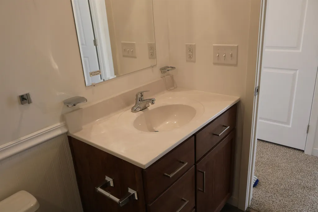 6 Dove Lane Canaan NH 03741