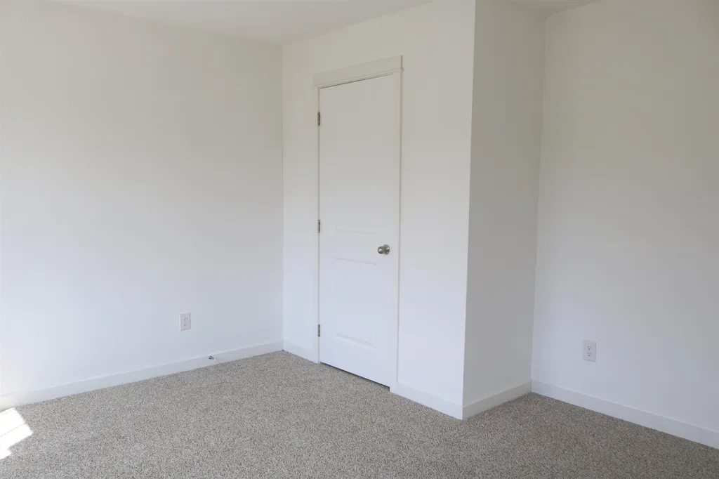 6 Dove Lane Canaan NH 03741